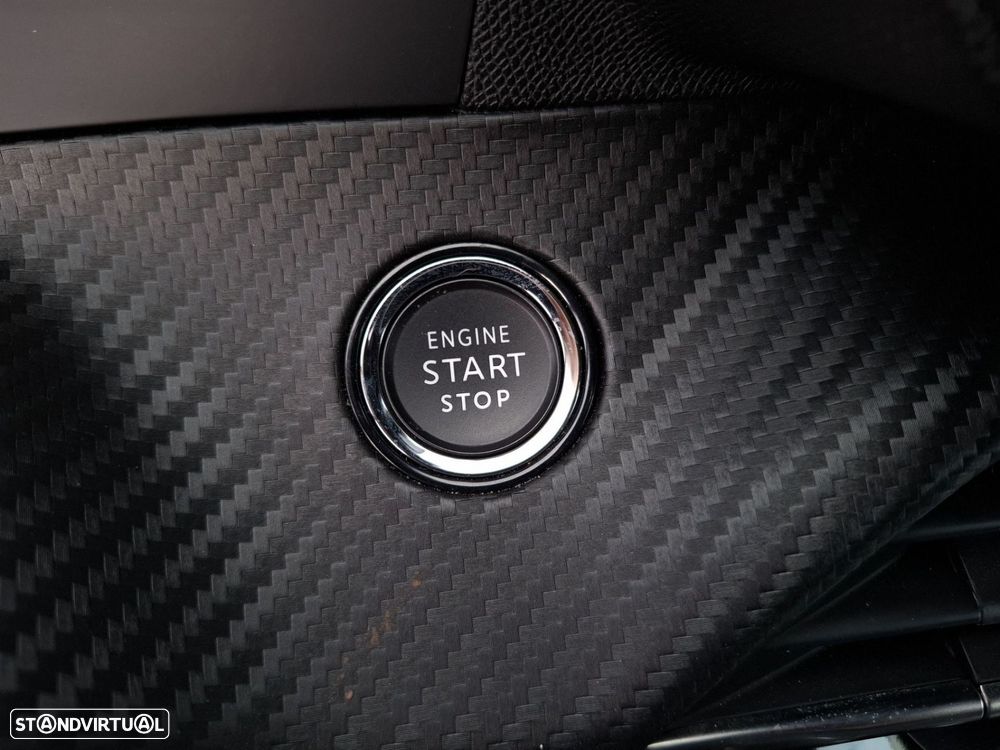 Peugeot e-2008 50 kWh Allure Pack - 18