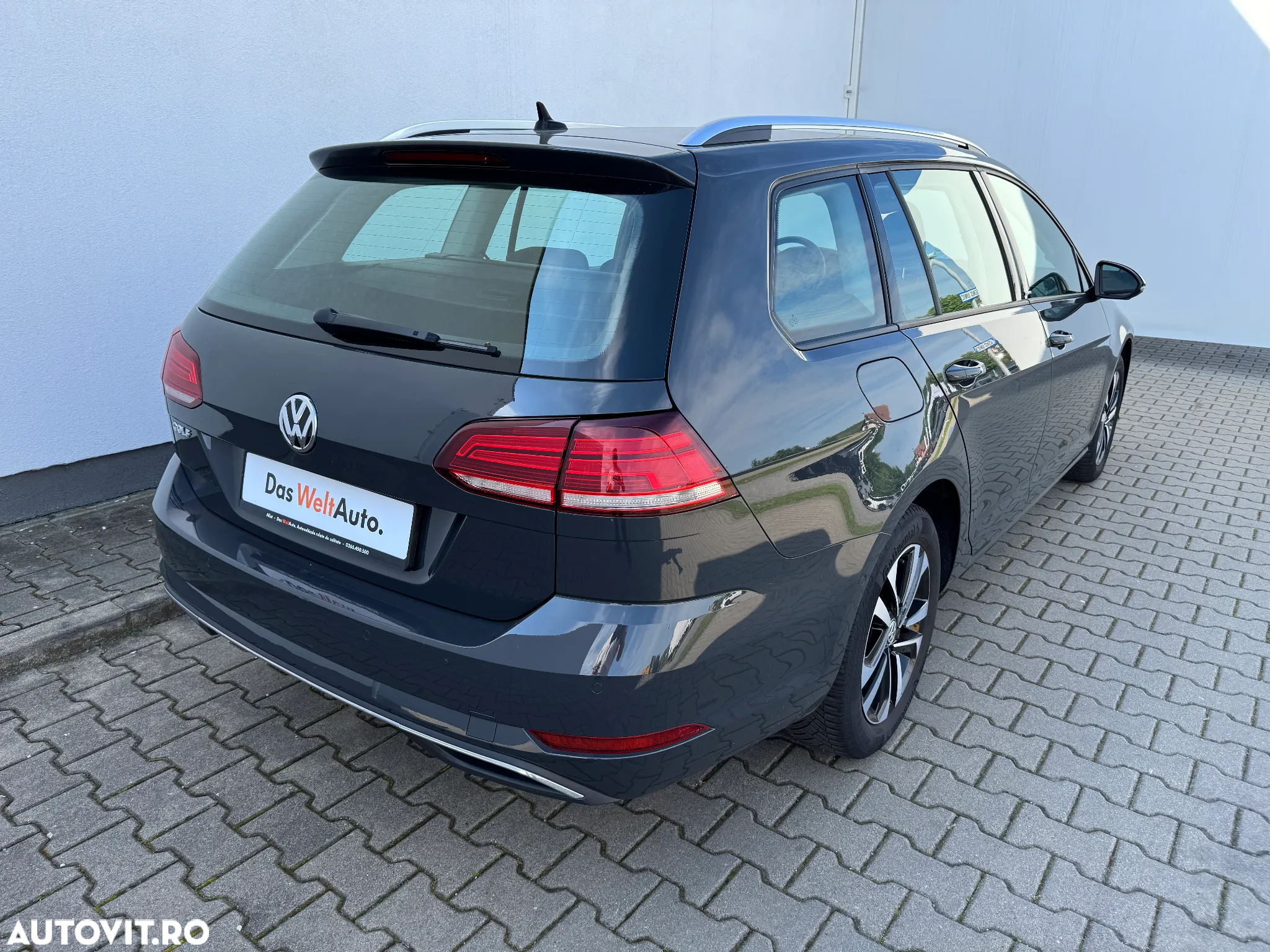 Volkswagen Golf 1.6 TDI (BlueMotion Technology) Comfortline - 4