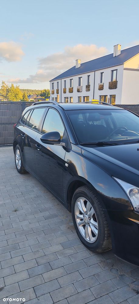 Chevrolet Cruze 1.7 D LT+ - 3