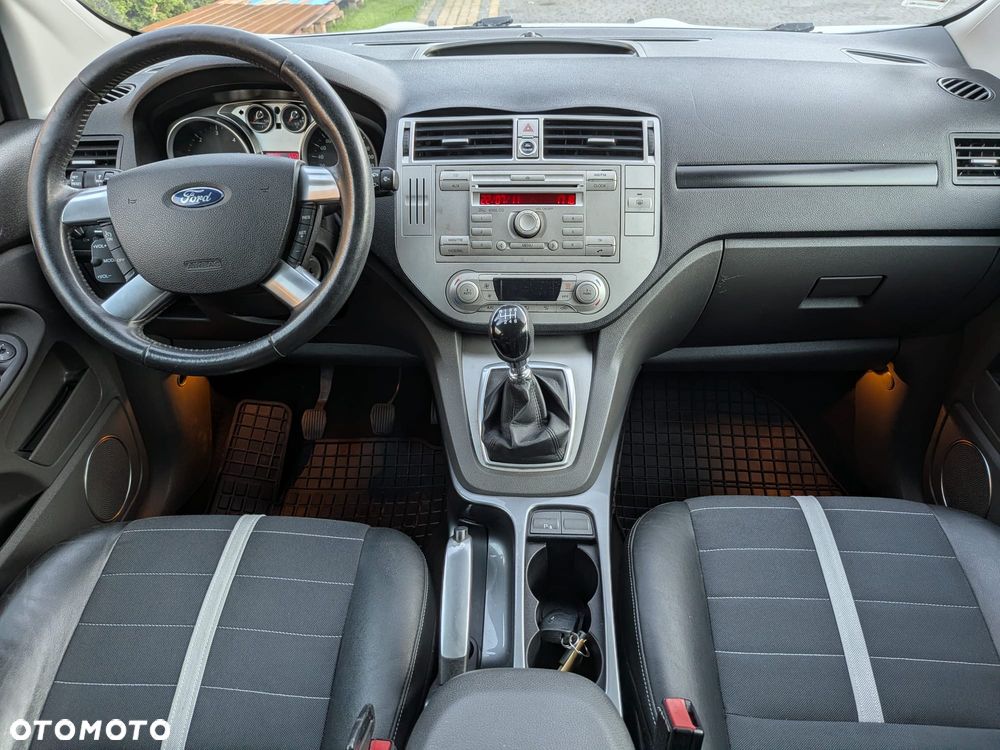 Ford Kuga 2.0 TDCi 4WD Titanium - 31