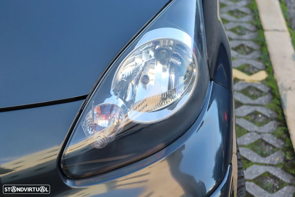 Toyota Aygo 1.0 Plus Sport Pack+VSC - 27