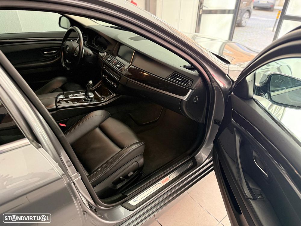 BMW 520 d Line Luxury Auto - 19