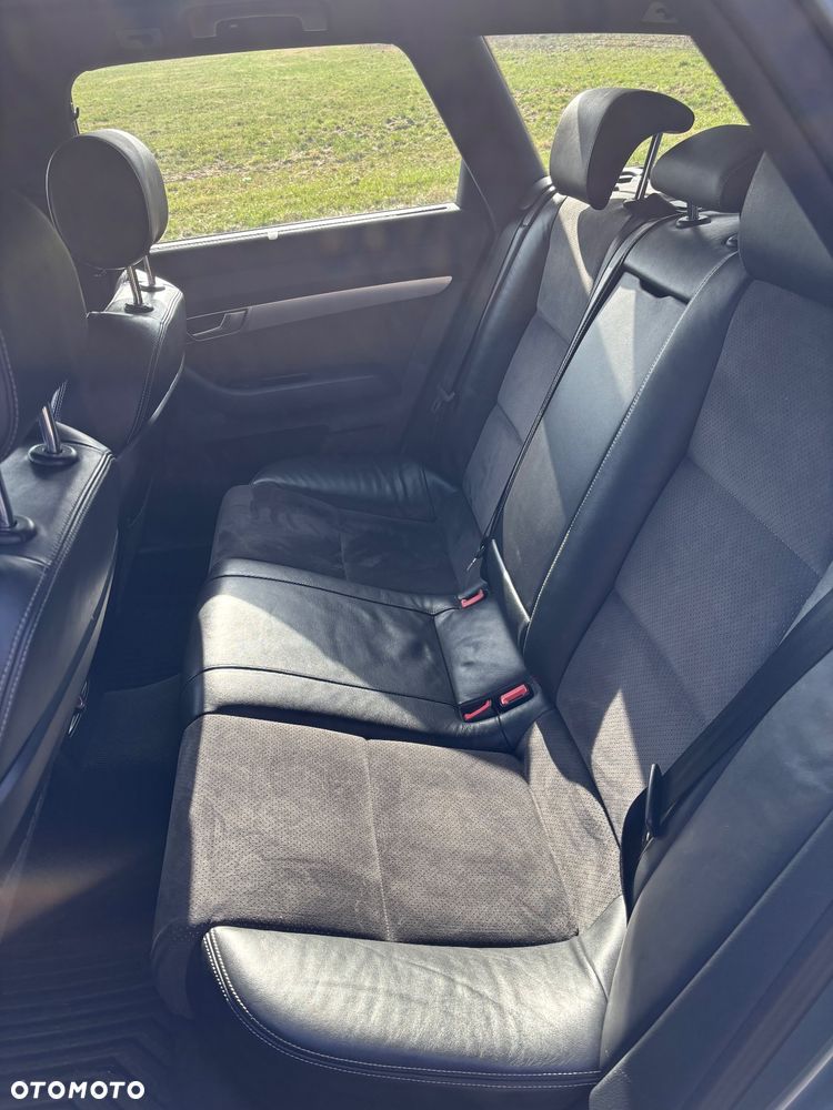 Audi A6 Allroad - 11