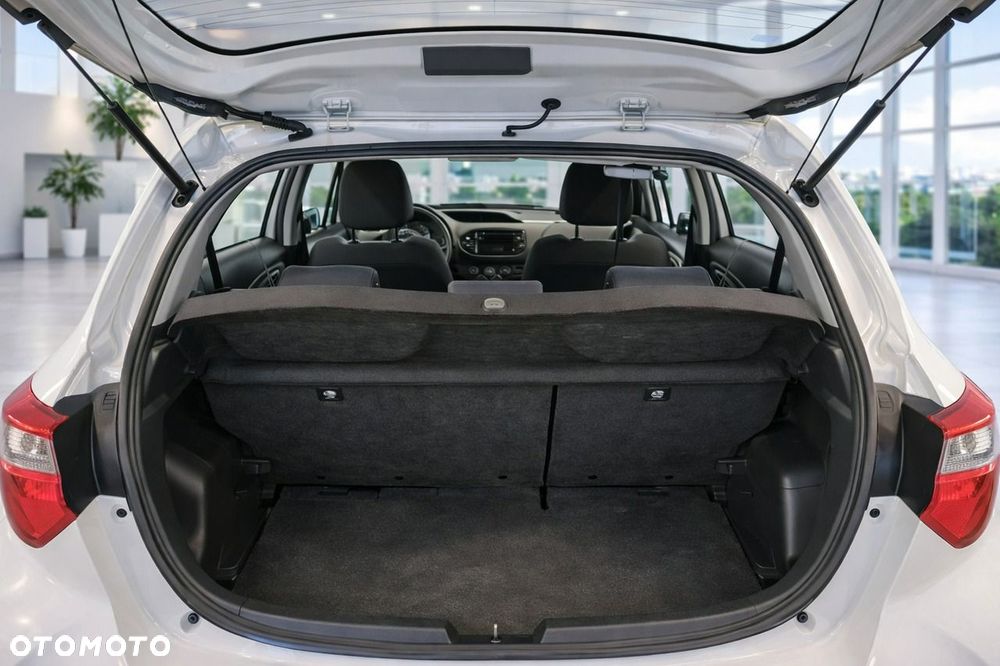 Toyota Yaris 1.0 Active - 5