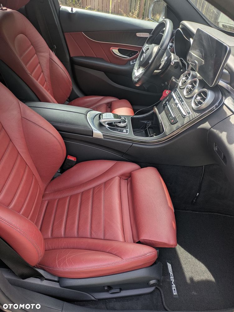 Mercedes-Benz Klasa C 250 d 4Matic 9G-TRONIC AMG Line - 25