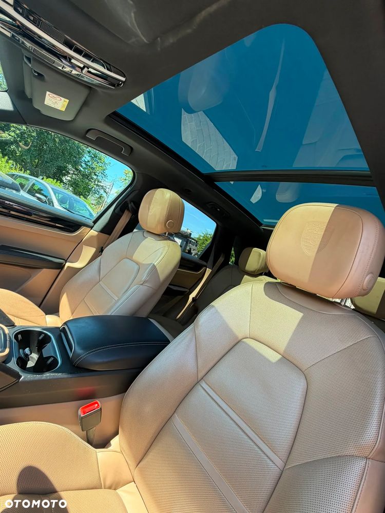 Porsche Cayenne S - 6