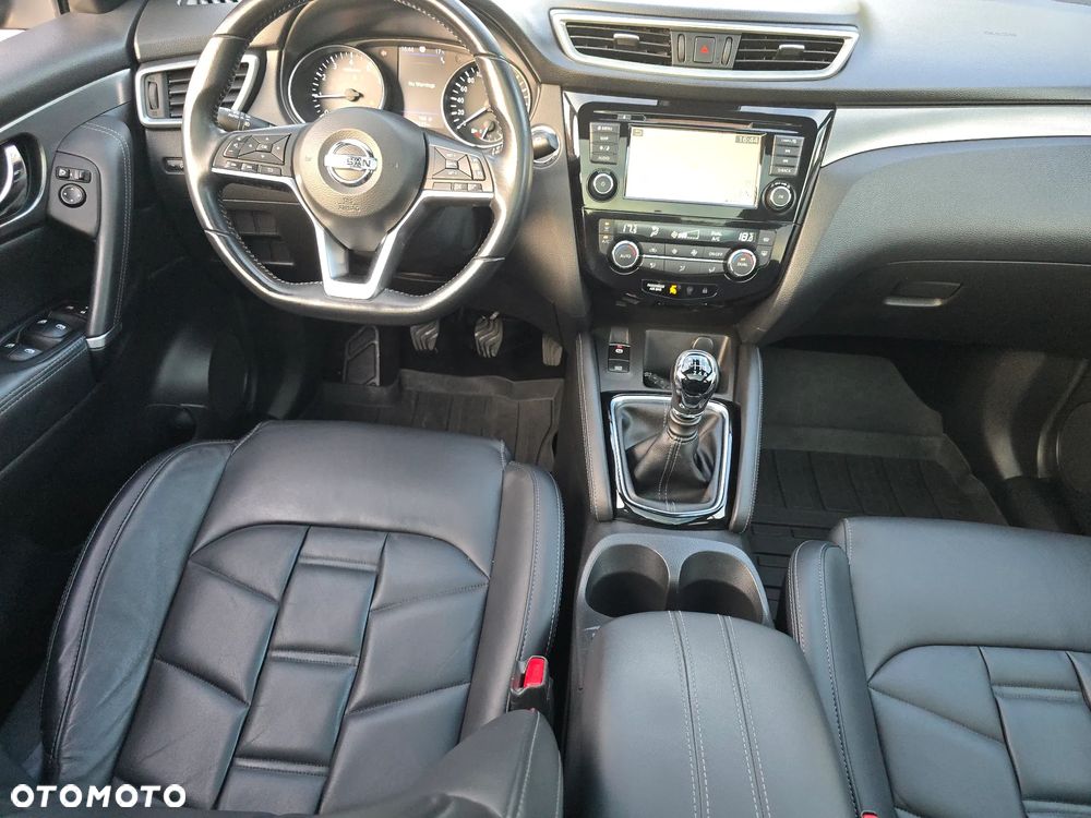 Nissan Qashqai 1.3 DIG-T TEKNA+ - 13