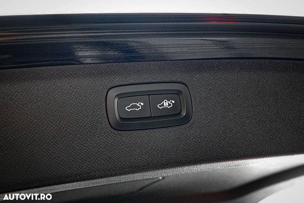 Volvo XC 90 B5 MHEV AWD 7 locuri Momentum Pro - 28