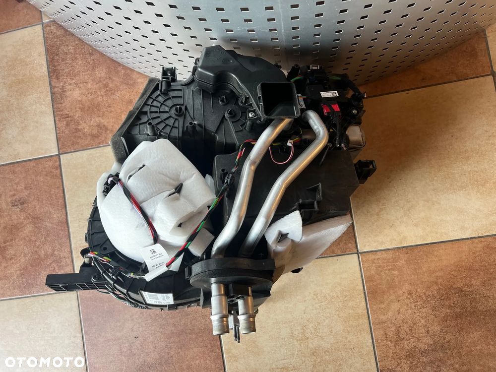 NAGRZEWNICA KLIMATRONIK WENTYLATOR  CITROEN DS3 CROSSBACK PEUGEOT 208 II EUROPA 2020 ROK - 8