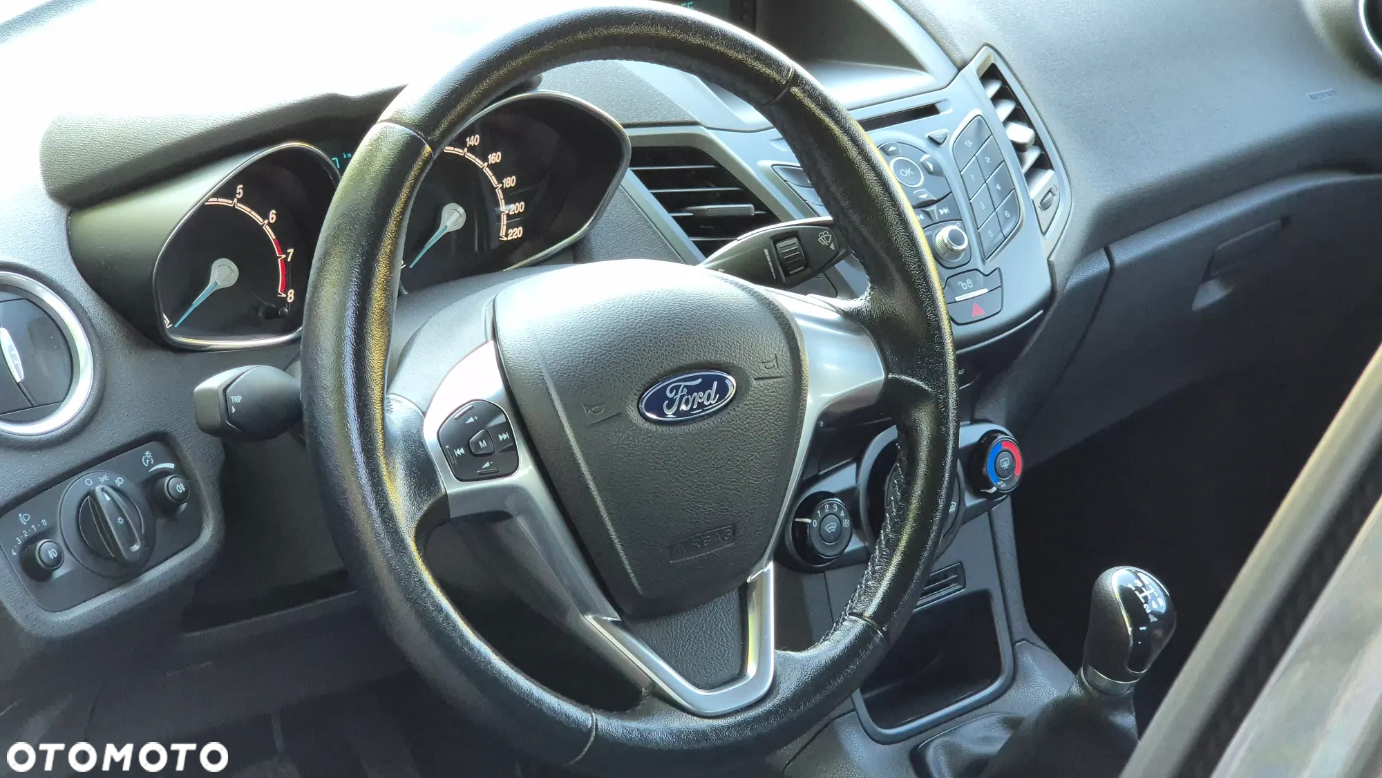 Ford Fiesta 1.4 Gold X - 19