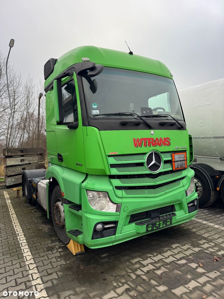 Mercedes-Benz Actros - 2