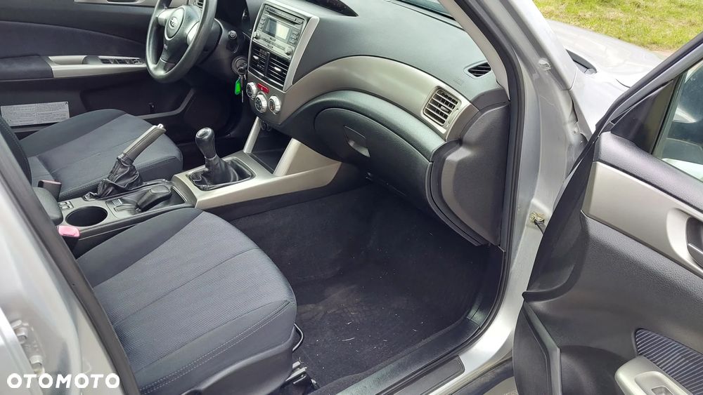 Subaru Forester 2.0 XA TRE - 8