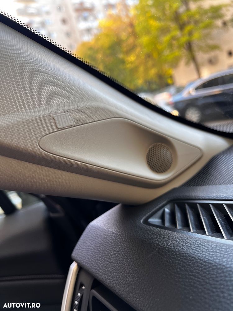 Toyota RAV4 2.5 Hybrid VVT-iE 4x4 Luxury - 30