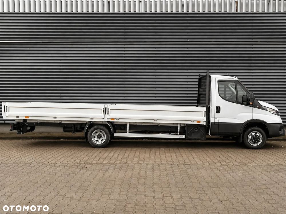 Iveco Daily 50C18HZ 3.0 skrzynia 6 metrów - 2