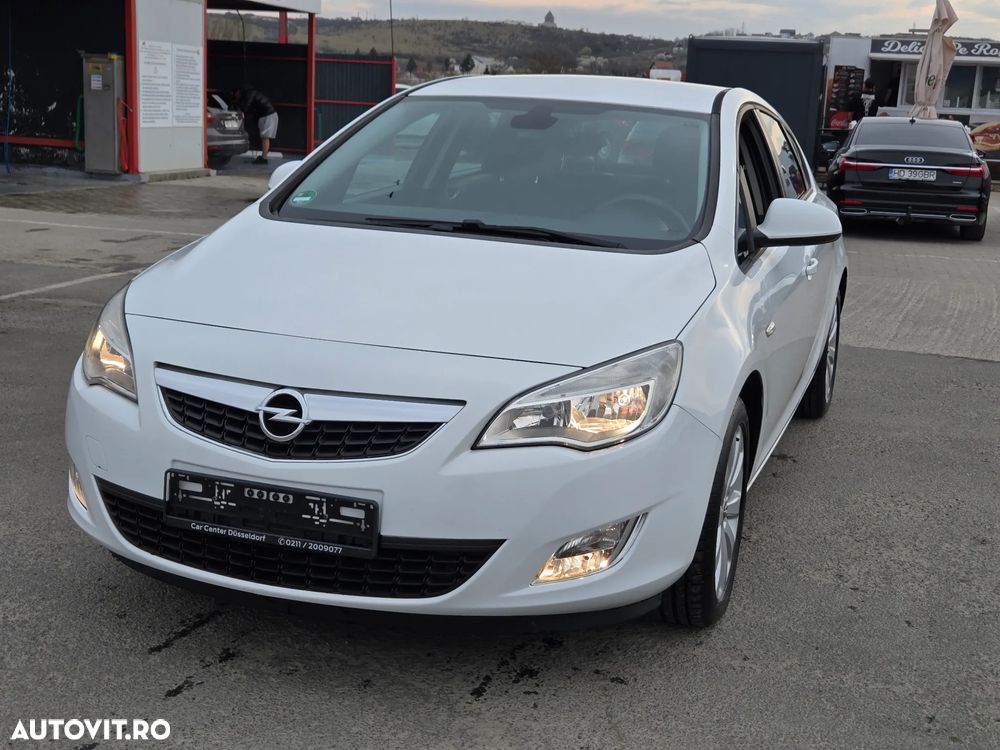 Opel Astra 1.6 Automatik Cosmo - 6