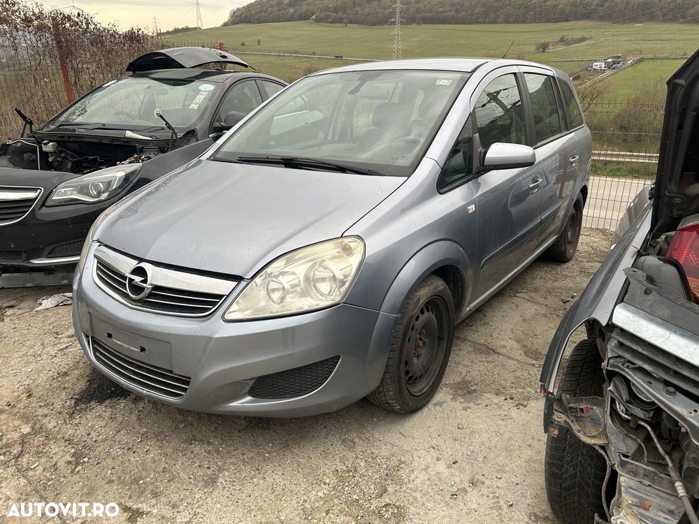Usa Opel Zafira B - 1