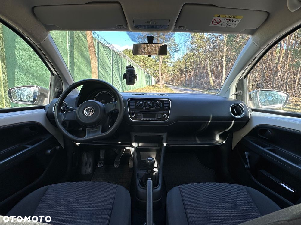 Volkswagen up! 1.0 take - 7
