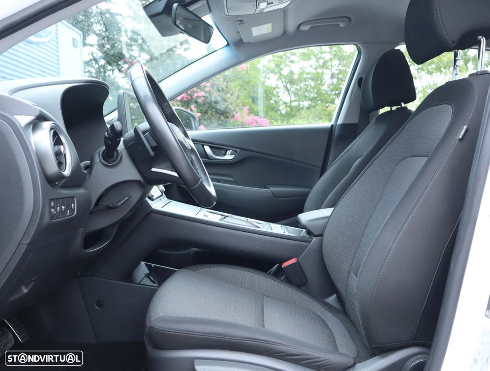 Hyundai Kauai Select - 25