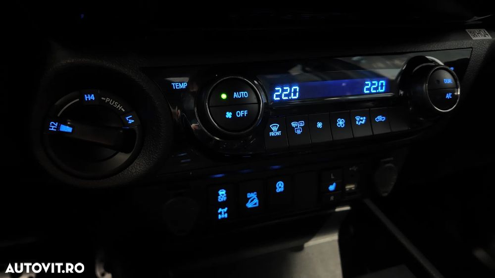 Toyota Hilux 2.8D 204CP 4x4 Double Cab AT GR Sport II - 31