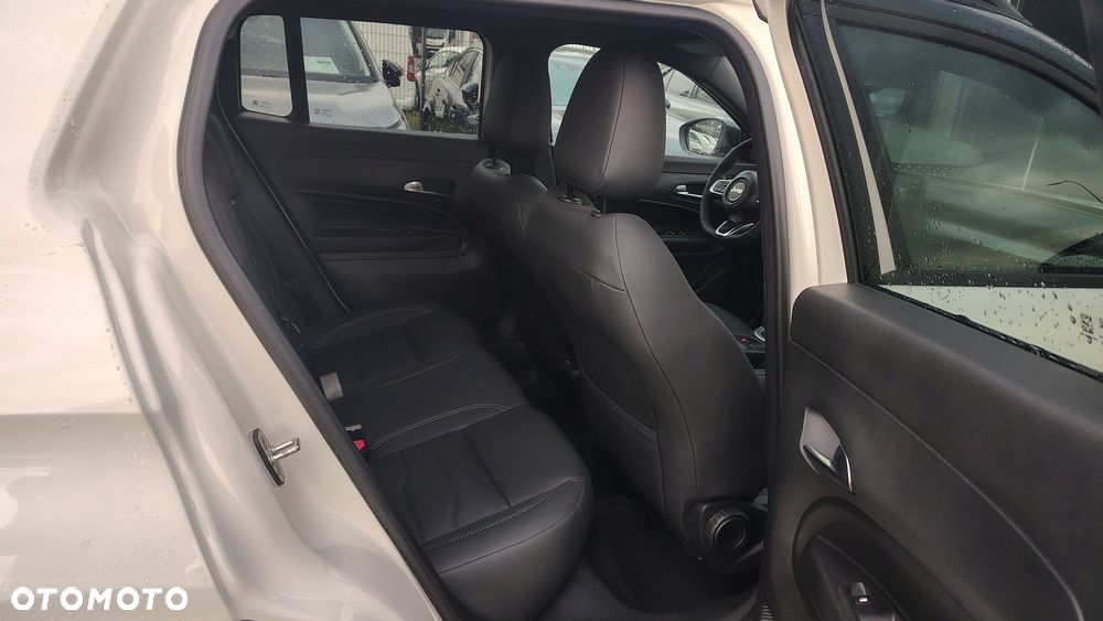 Jeep Avenger 1.2 T3 mHEV Upland 4xe eDCT6 - 11