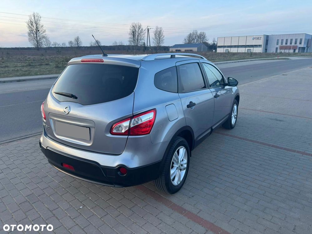 Nissan Qashqai+2 2.0 Visia - 4