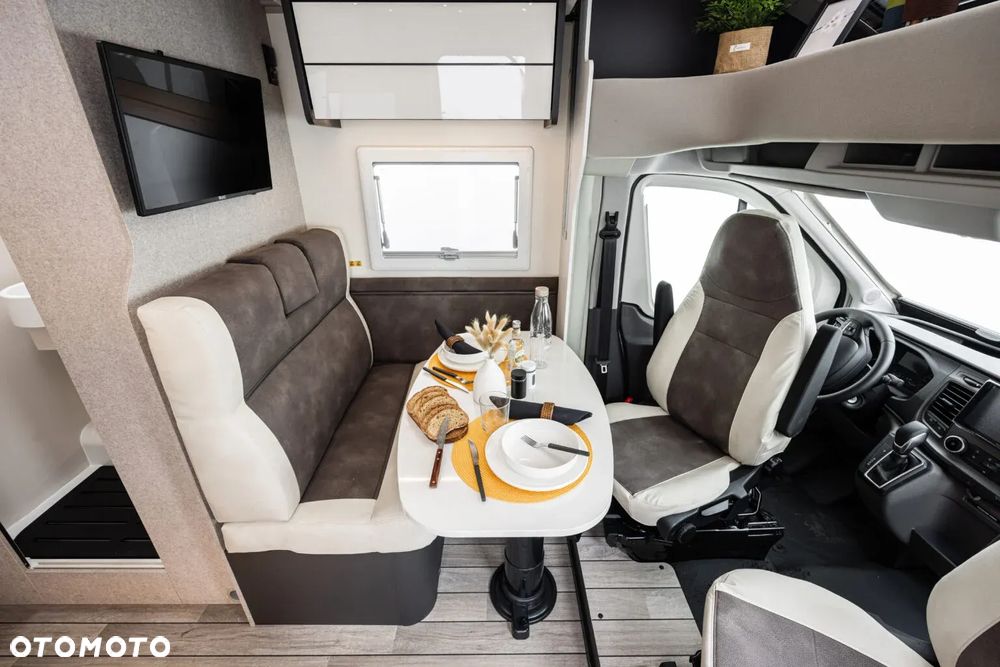 McLOUIS SLIM 339 UKŁAD ŁÓŻEK NIEMIECKICH GARAZ 6,69M 2.0 4 OSOBOWY - 7