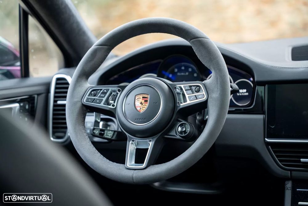 Porsche Cayenne Coupé Turbo S E-Hybrid - 53