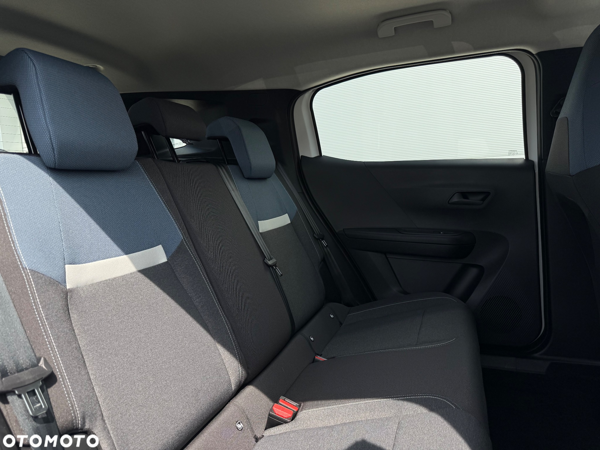 Opel Frontera 1.2 T mHEV Edition eDTC6 - 14