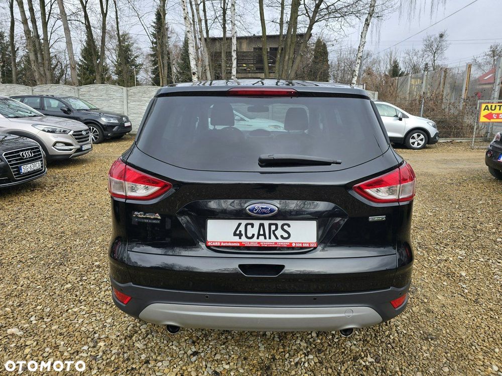 Ford Kuga 1.6 EcoBoost 2x4 Titanium - 25