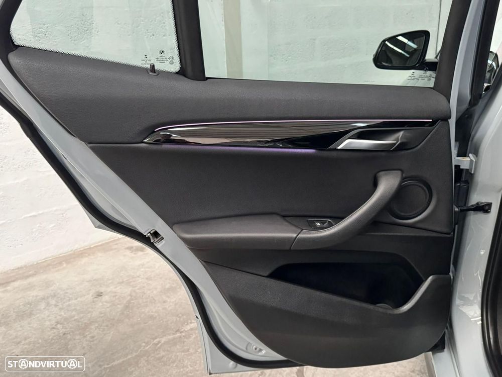 BMW X2 25 e xDrive Pack M - 38