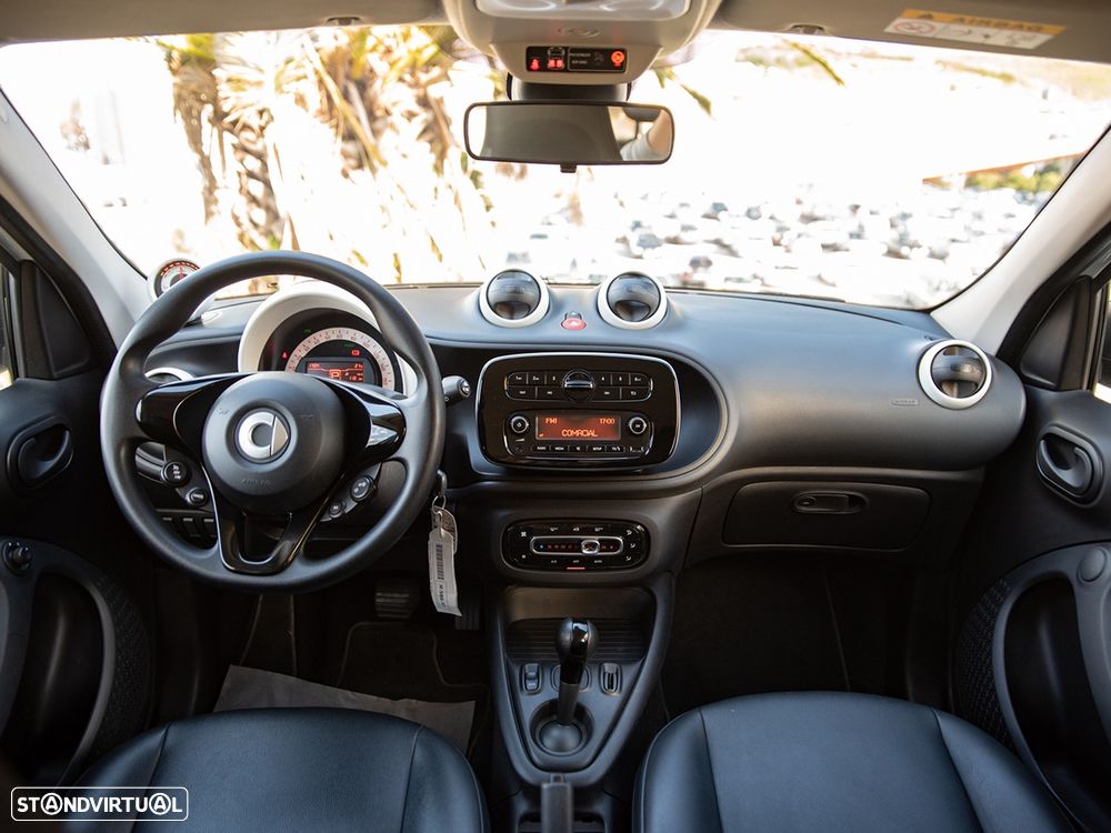 Smart ForFour EQ - 8