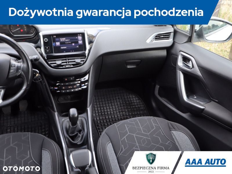 Peugeot 2008 - 10