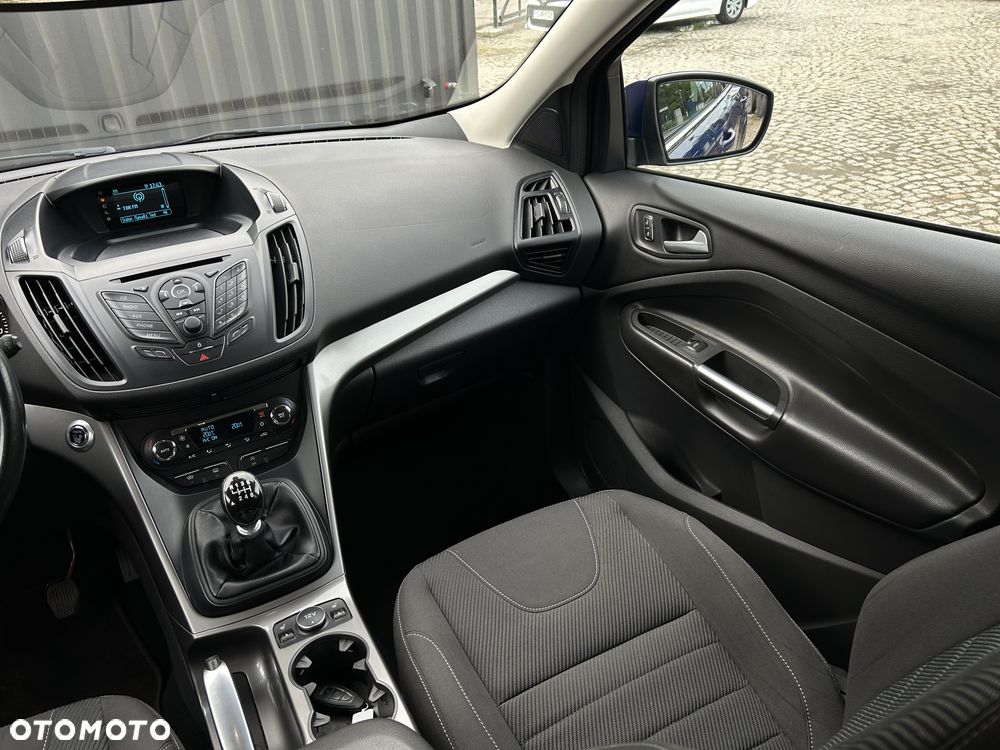 Ford Kuga 1.6 EcoBoost 2x4 SYNC - 12