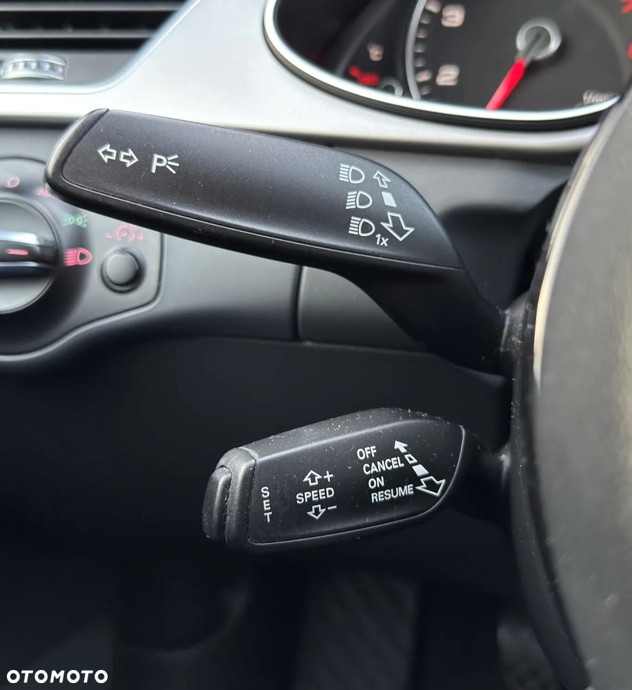 Audi A4 Avant 1.8 TFSI S line Sportpaket - 22