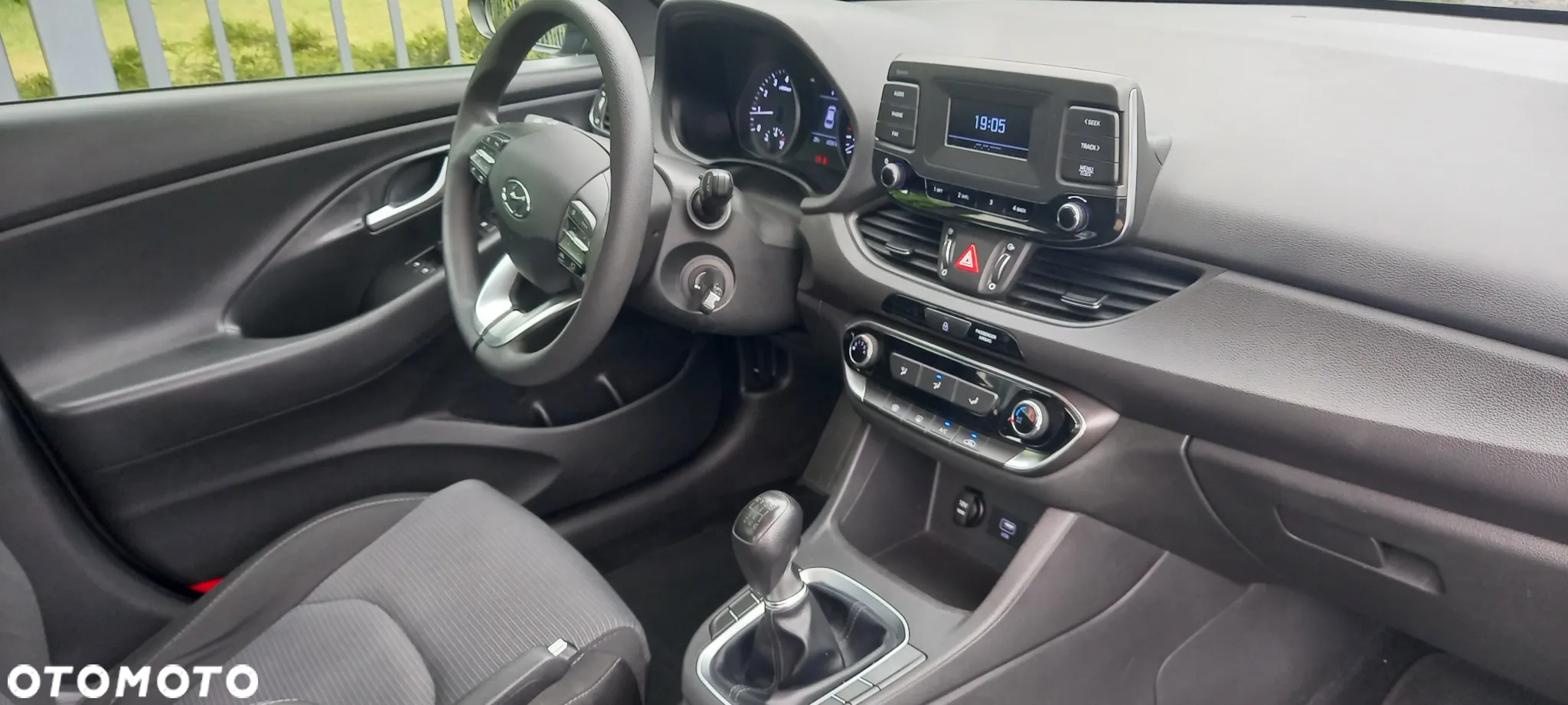 Hyundai i30 1.5 DPI Classic + - 3
