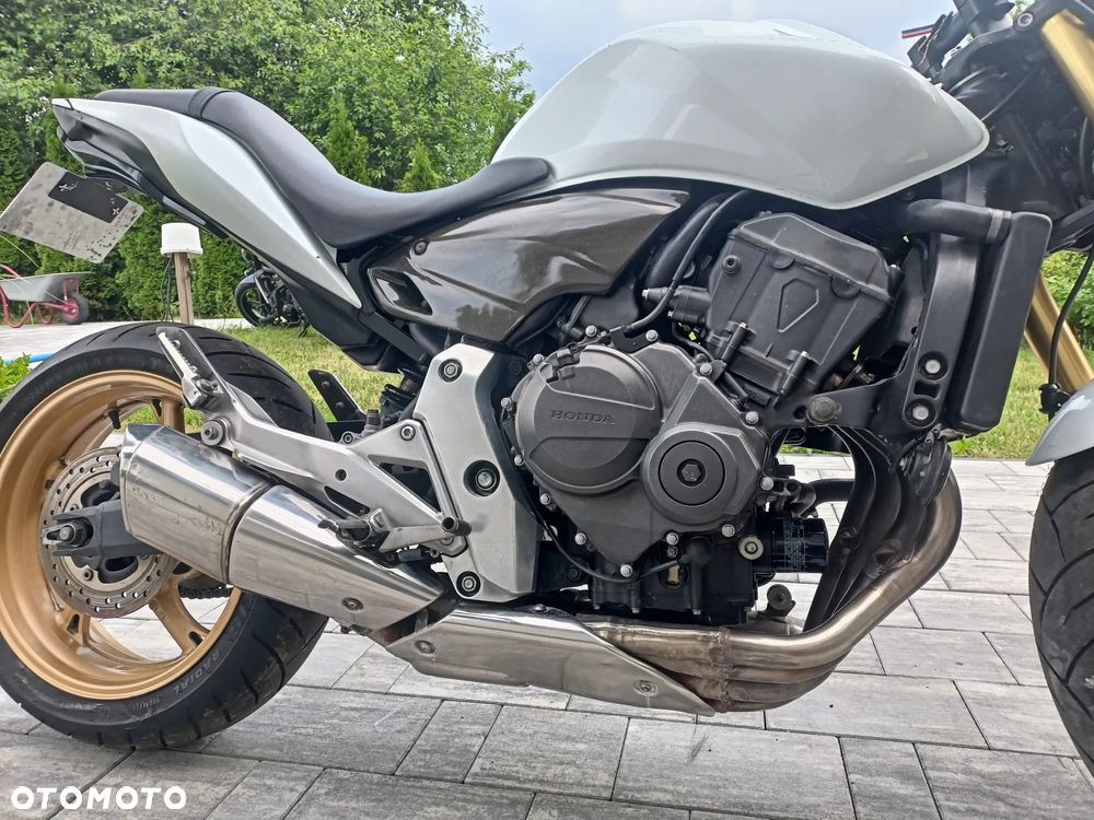 Honda Hornet - 10