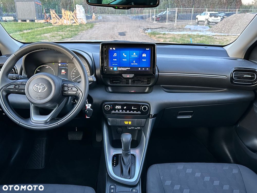 Toyota Yaris - 23
