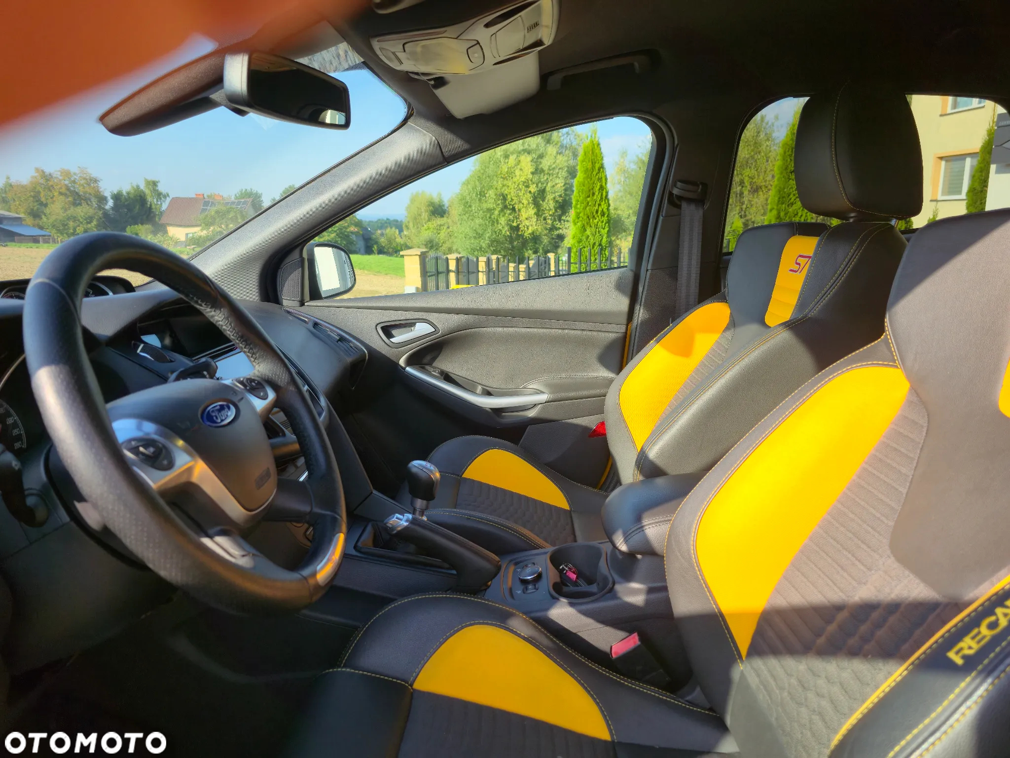 Ford Focus 2.0 EcoBoost ST-2 - 9