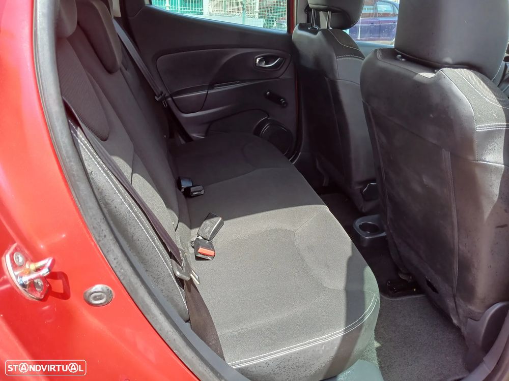 Renault Clio 0.9 TCE Dynamique S - 19