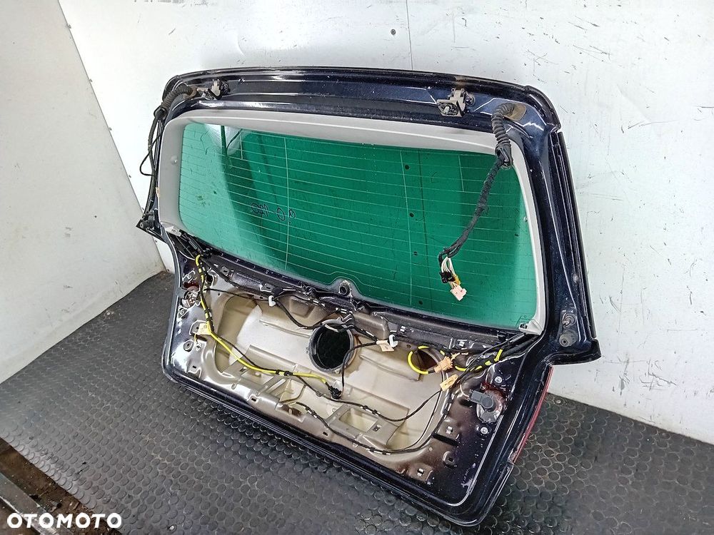 KLAPA BAGAŻNIKA VW GOLF V LC9Z - 11
