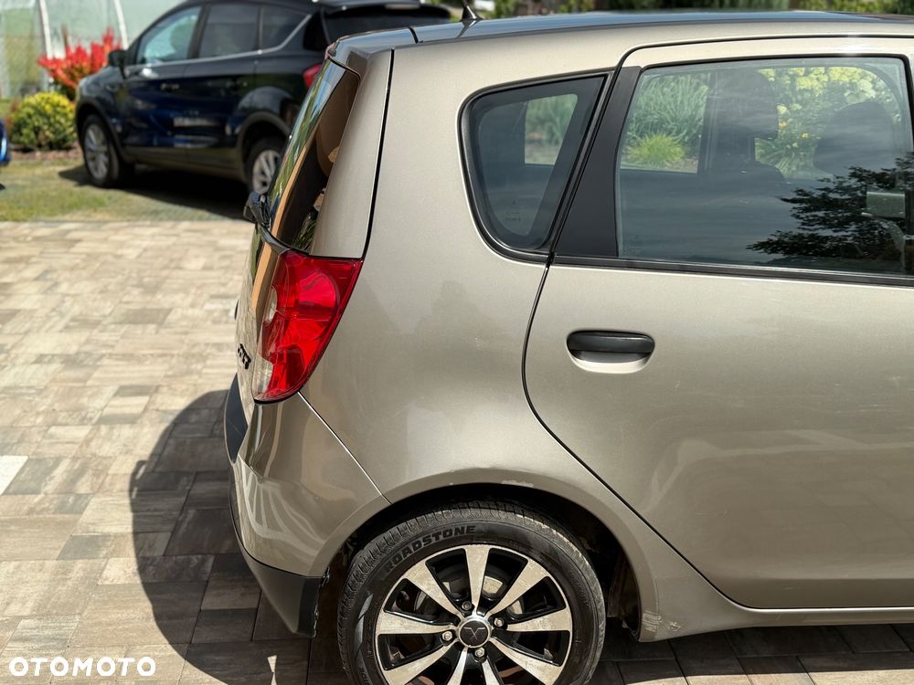 Mitsubishi Colt 1.3 Invite - 22