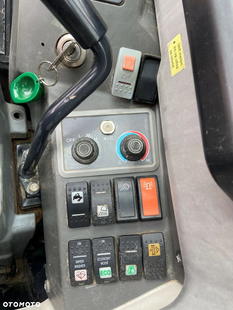 Yanmar VIO80 - 12
