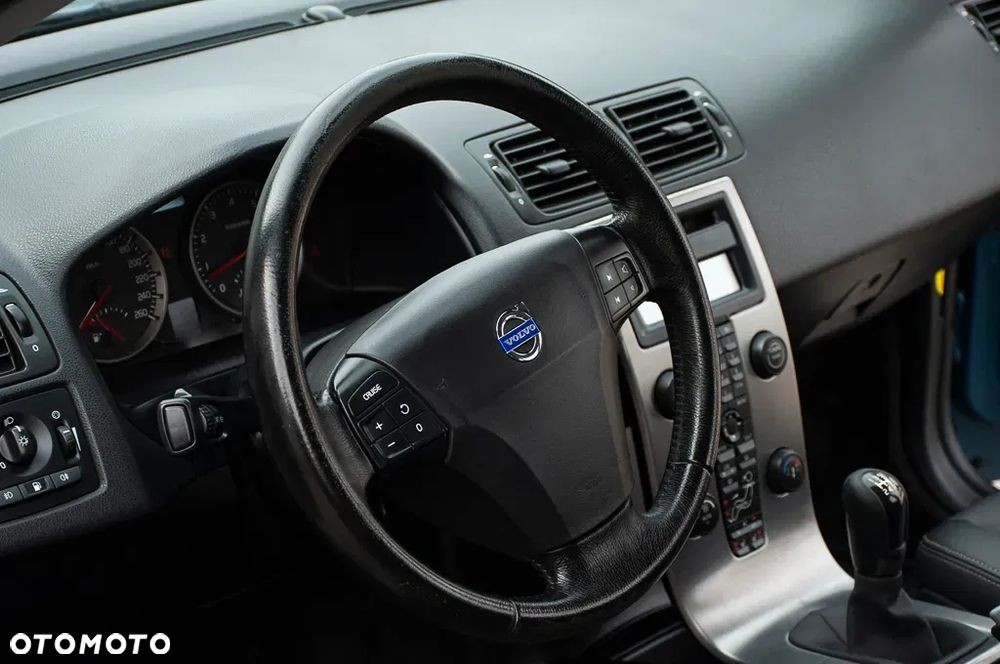 Volvo V50 2.4 Momentum - 25