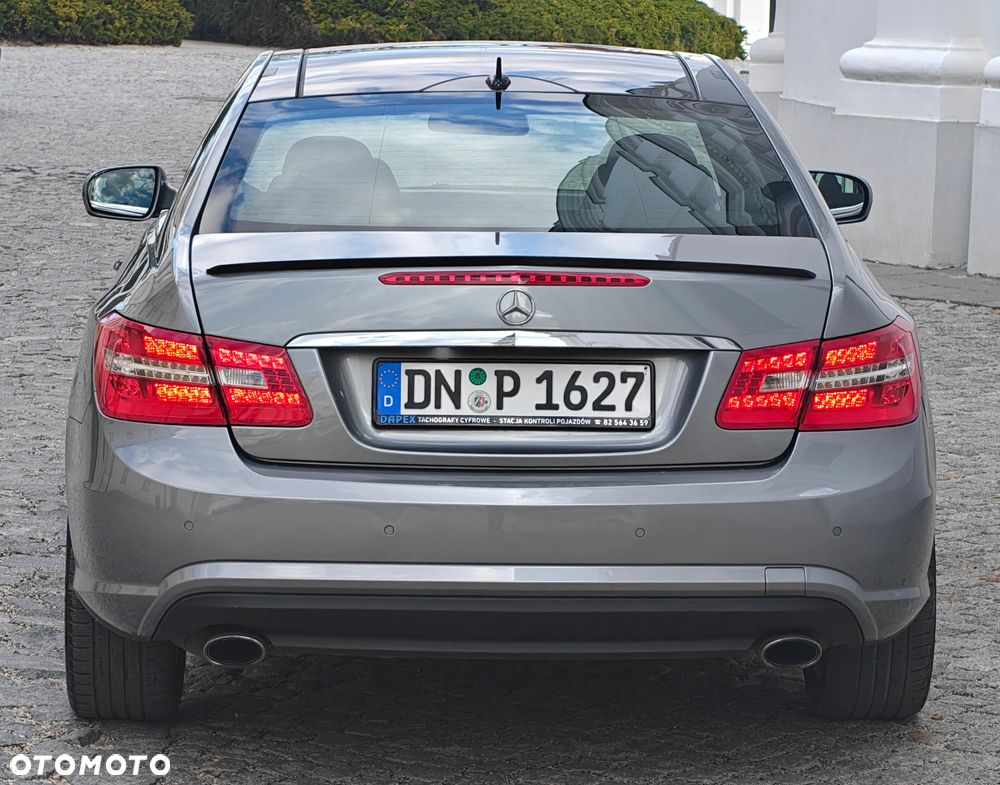 Mercedes-Benz Klasa E 350 CDI DPF BlueEFFICIENCY 7G-TRONIC Avantgarde - 20