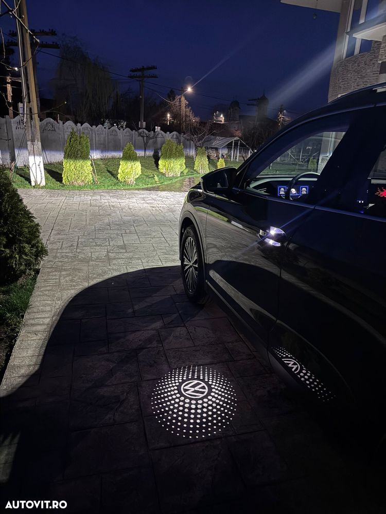 Volkswagen Tiguan - 10