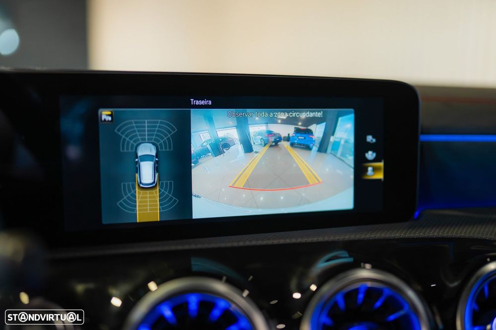 Mercedes-Benz CLA 250 e Shooting Brake AMG Line - 43