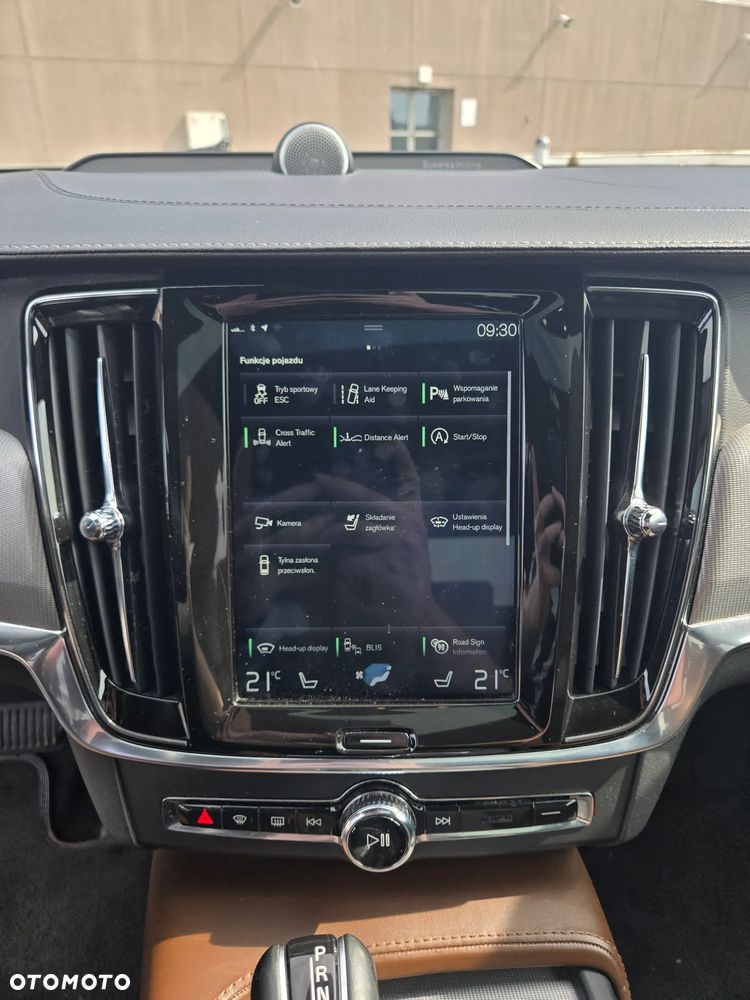 Volvo S90 D5 AWD Geartronic Inscription - 19
