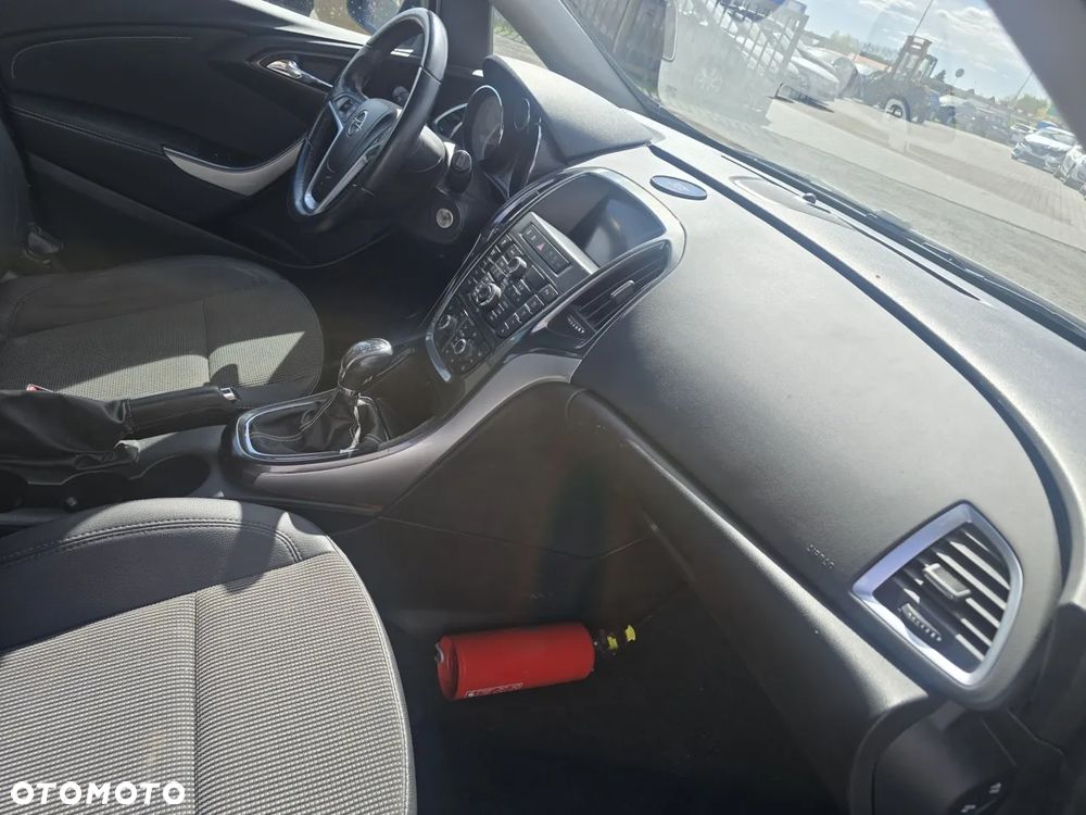 Opel Astra 1.7 CDTI DPF Cosmo - 16