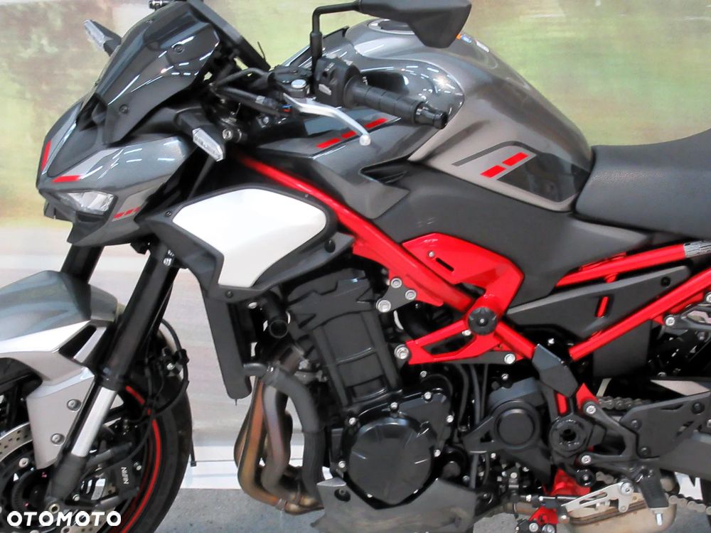Kawasaki Z 900 - 17