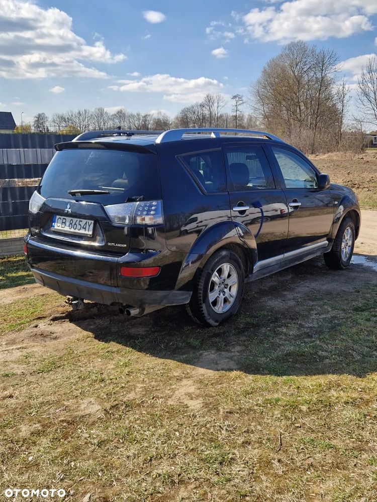 Mitsubishi Outlander 2.0 DI-D 4WD Instyle - 1